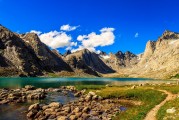 逃離繁華塵囂，前往鹽湖城，一場充滿冒險(xiǎn)的旅程，冒險(xiǎn)之旅，遠(yuǎn)離繁華，抵達(dá)鹽湖城