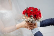 結(jié)婚現(xiàn)場互動游戲攻略，讓你的婚禮更加浪漫和有趣，提高婚禮趣味性的互動游戲攻略，讓您的獨特婚禮別具一格