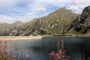 青海湖騎行攻略，一次難忘的湖畔之旅，青海湖騎行攻略，一次難忘的湖畔之旅體驗(yàn)