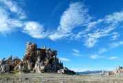 張家界，一場與自然親密接觸的探索之旅，穿越千山萬水，擁抱張家界的奇妙之旅