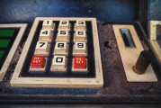 游戲守衛(wèi)攻略_守衛(wèi)游戲手機(jī)游戲