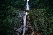秘境探險(xiǎn)——山游戲攻略，山冒險(xiǎn)，探索未知的秘境世界