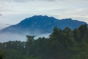 天平山之旅——一個體驗大自然魅力的全新攻略游戲，探索天平山，享受自然美景與游戲挑戰(zhàn)的雙重樂趣